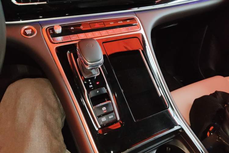 Used GAC Trumpchi M8 2021 Lingxiu Series 390T Deluxe Edition
