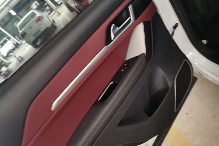 Used Haval H6 Coupe 2019 1.5T Automatic Two-Wheel Drive Luxury Smart Connectivity Version China VI Standard
