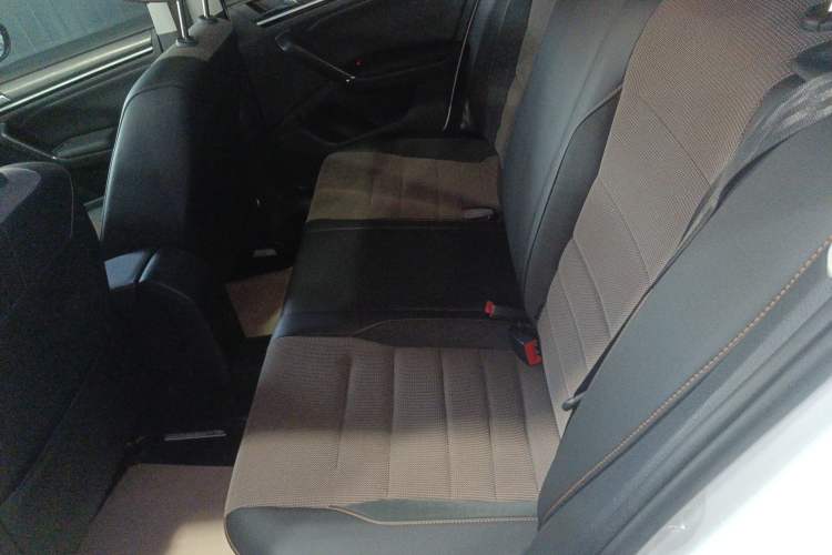 Used Volkswagen C-TREK 2018 230TSI DSG Comfort Model