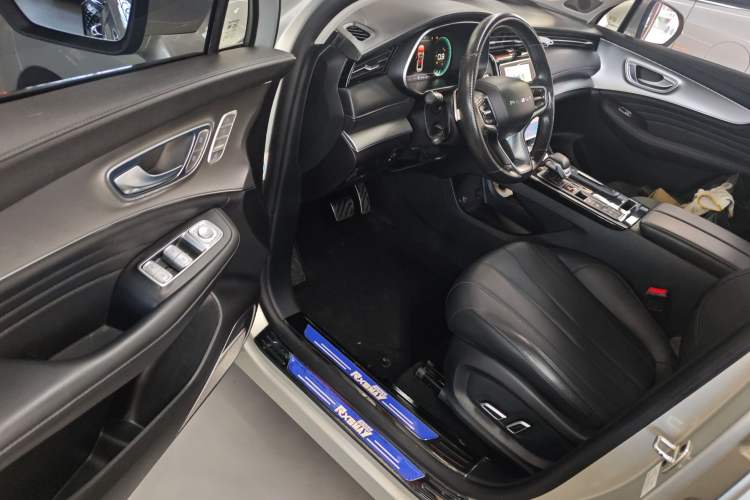 Used Roewe RX5 MAX 2019 400TGI Automatic Smart Cabin Flagship Edition
