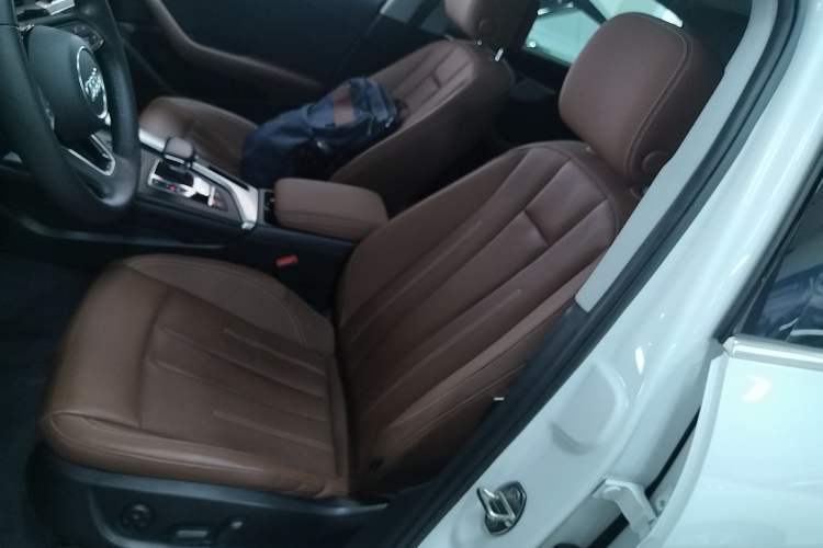 Used Audi A4L 2020 40 TFSI Luxury Prestige Edition
