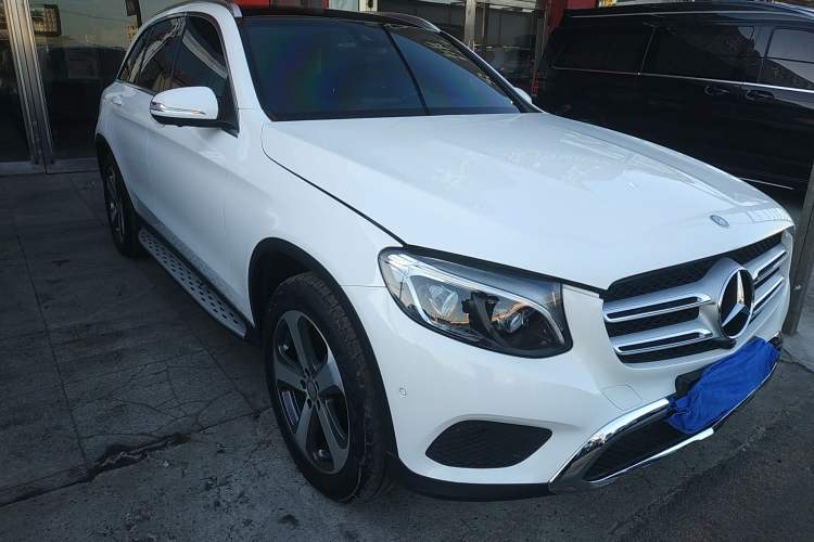 Used Mercedes-Benz GLC 2016 GLC 300 4MATIC Dynamic Model