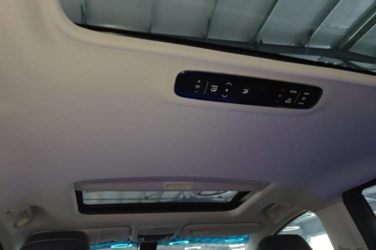 Used Honda Elysion 2019 2.0L Hybrid Luxury Edition