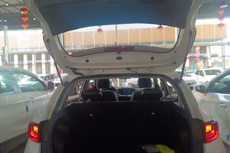 Used Kia kx1 Stonic 2019 1.4L Automatic Fun Edition China VI