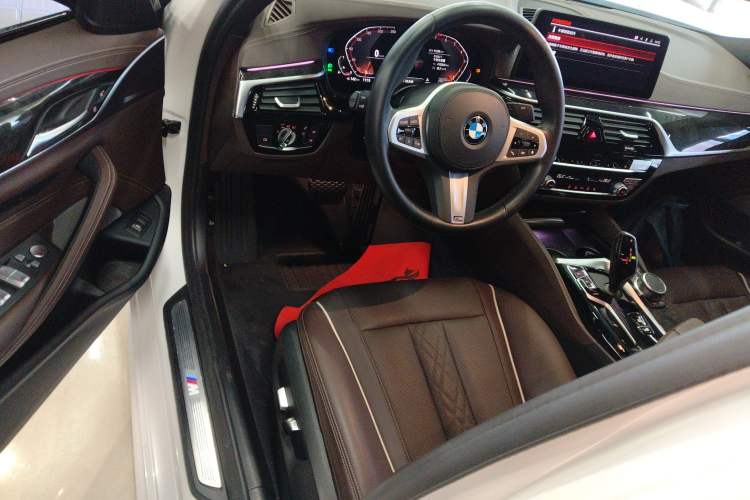 Used BMW 5 Series 2022 Restyled 525Li M Sport Package
