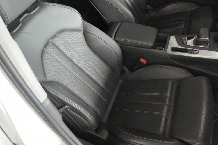 Used Audi A4L 2020 40 TFSI Fashion Dynamic Model
