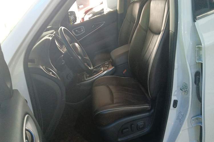 Used Infiniti QX60 2020 2.5 S/C Hybrid Two-Wheel-Drive Excellence Edition