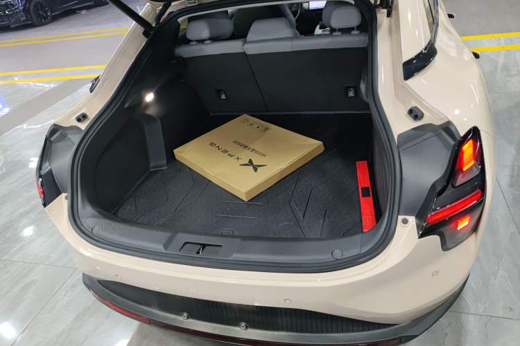 Used XPeng MONA M03 2024 620 with Ultra-Long Range