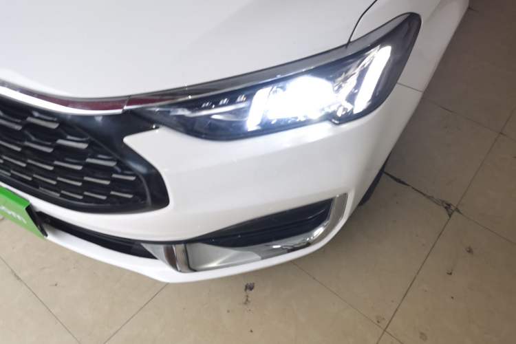 Used Ford Escort 2021 1.5L Automatic Diamond Edition
