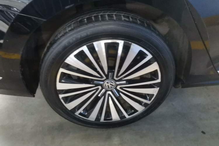 Used Volkswagen Passat 2019 330TSI Luxury Edition China V Standard
