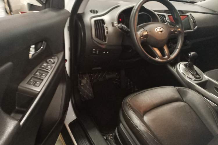 Used Kia Sportage R 2016 2.0L Automatic Two-Wheel Drive DLX
