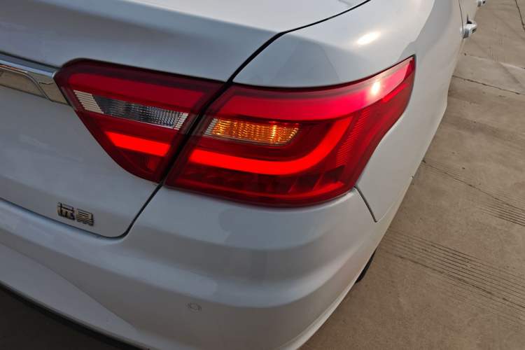 Used Geely Auto Vision 2018 1.5L Manual Happiness Edition
