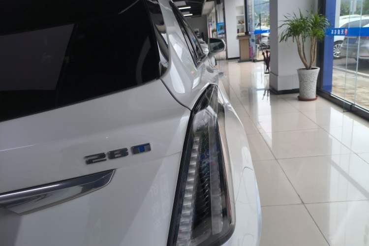 Used Cadillac XT5 2022 2.0T Four-Wheel Drive Luxury Version (Hummingbird Edition)
