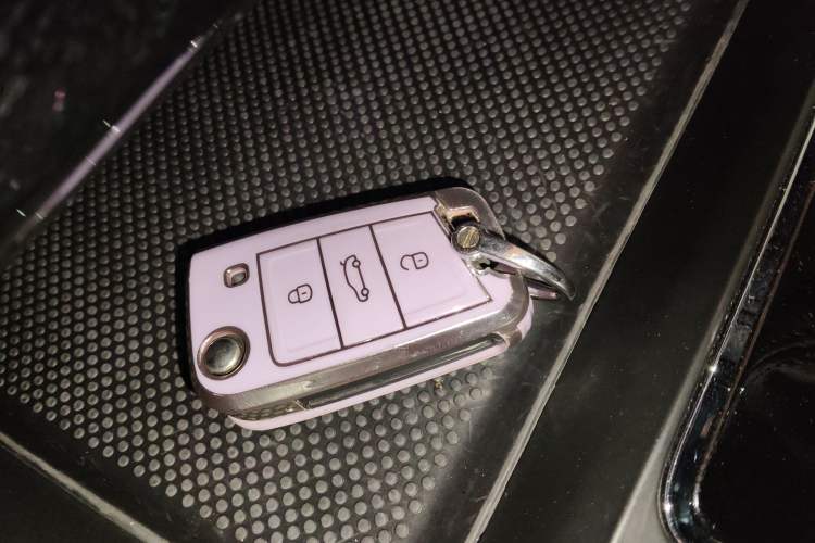 Used Volkswagen Bora 2020 1.5L Automatic Elite Version
