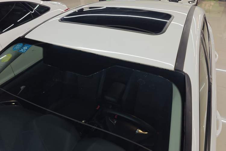 Used Ford Focus 2012 Sedan 1.6L Automatic Fashion Edition
