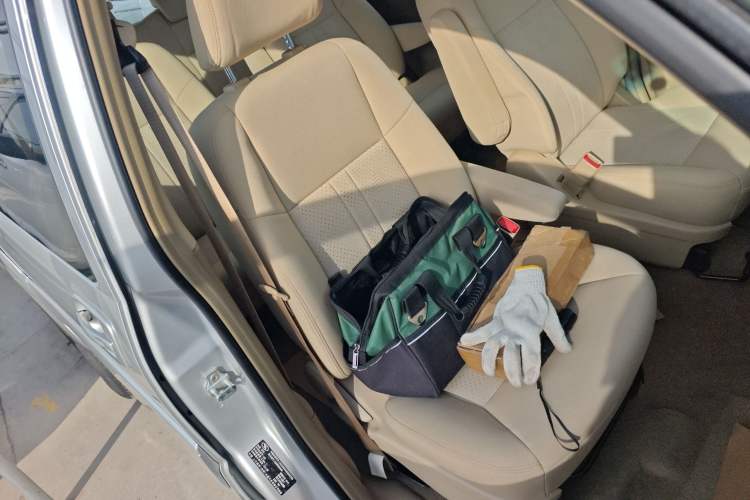 Used Buick GL8 2014 2.4L Classic Edition