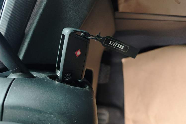 Used Volkswagen Tacqua 2020 1.5L Automatic Yue
