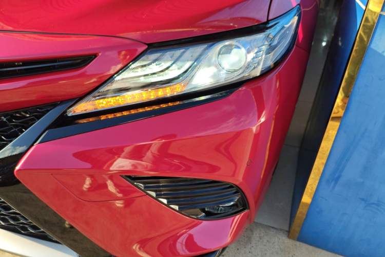 Used Toyota Camry 2018 2.0S FENGSHANG Edition
