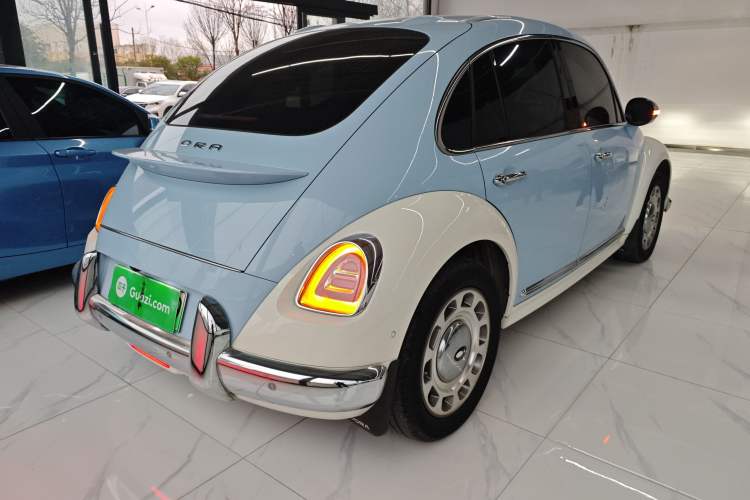 Used ORA Ballet Cat 2022 401 km Nutcracker Edition
