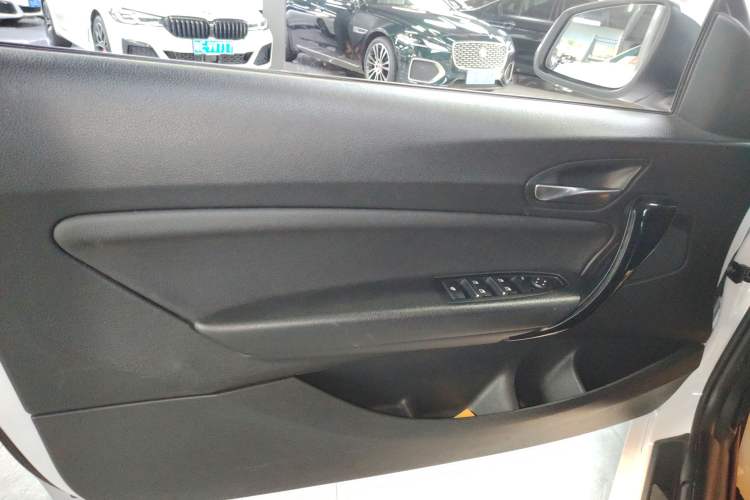 Used BMW 2 Series 2019 225i Convertible Coupe Sports Design Package
