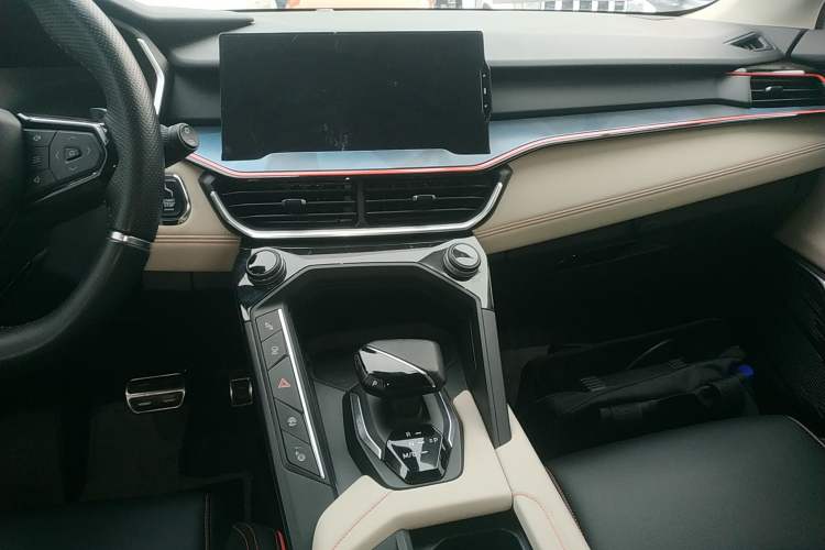 Used Lynk & Co 06 2020 1.5T YAO Halo
