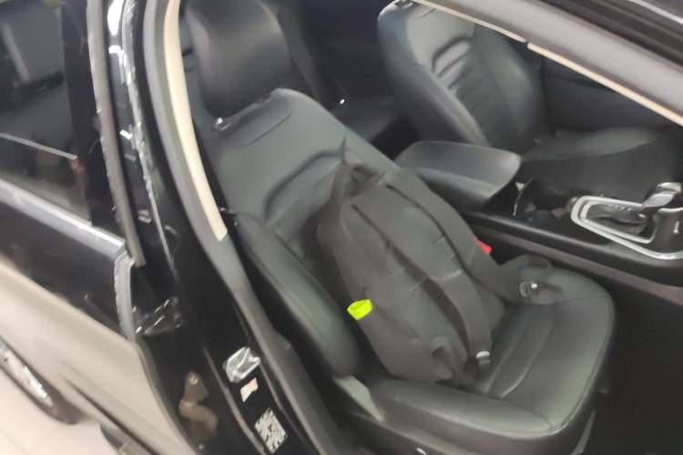 Used Ford Edge 2015 2.0T GTDi 4x4 High-Grade Model