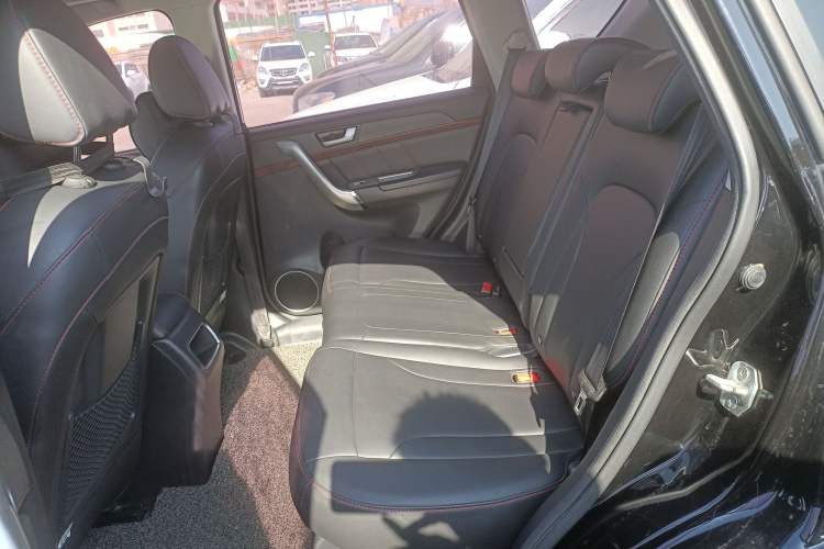 Used Haval H6 2017 Red-Label Sport Edition 1.5T Manual Two-Wheel Drive Elite Model
