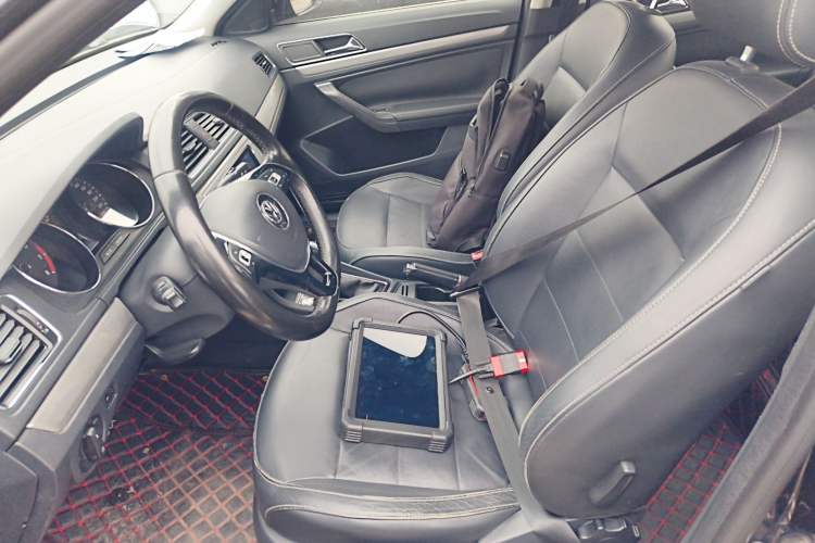 Used Volkswagen Lavida 2015 1.6L Automatic Comfort Edition
