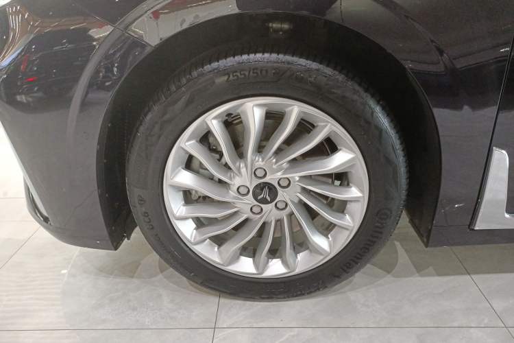 Used VOYAH Dream 2024 PHEV Extended-Range Premium Edition
