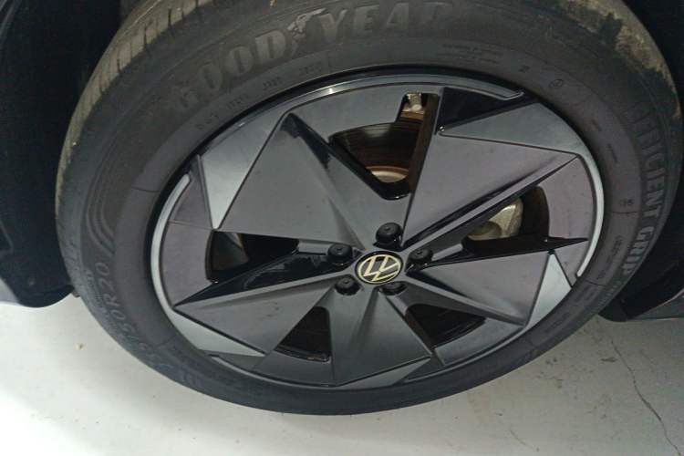 Used Volkswagen ID.UNYX 2024 Pro Long-Range Version