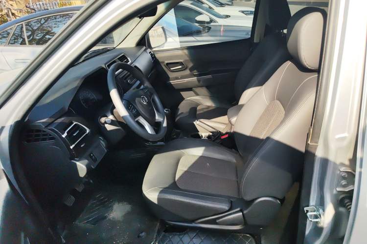 Used Great Wall Wingle 5 2021 1.5T Two-Wheel Drive "Dry Meal" Value Edition with an Extra-Long 1820mm Cargo Bed Equipped with GW4G15K Engine
