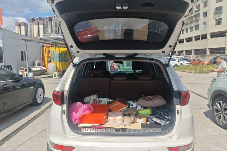 Used Kia KX5 2017 1.6T Automatic Two-Wheel Drive 15th Anniversary Special Edition DLX
