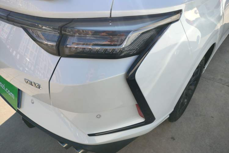 Used Dongfeng Aeolus Yixuan 2023 Mach Edition 1.5L Automatic Chasing Shadow Version
