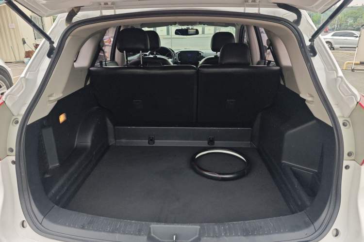 Used Venucia T70 2016 1.6L Manual Ruixing Edition
