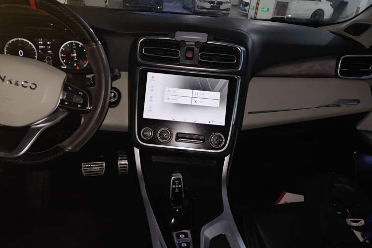 Used Lynk & Co 01 2017 2.0T Two-Wheel Drive Zhaopu Version