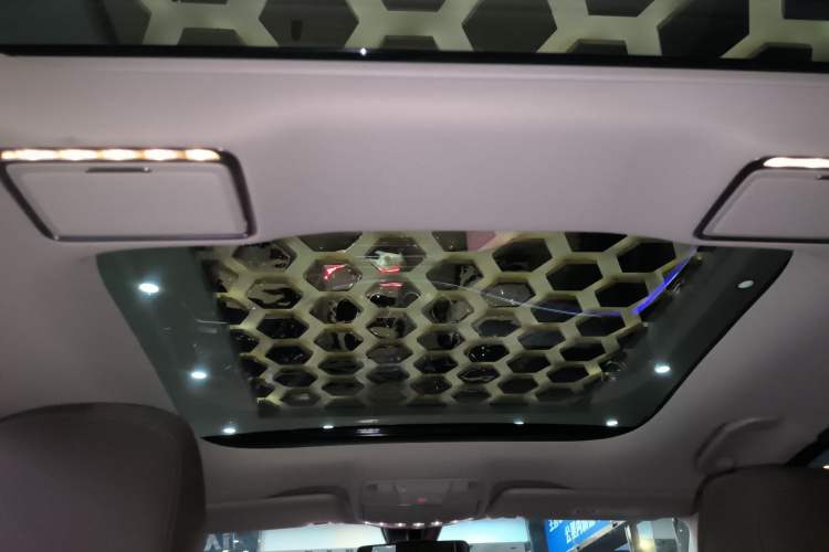 Used Mercedes-Benz E-Class 2021 Restyled E 300 L Luxury Edition
