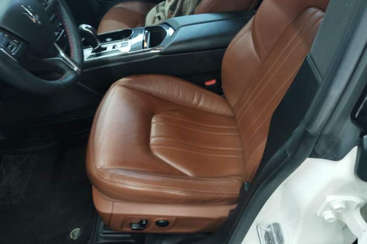 Used Maserati Ghibli 2014 3.0T Standard Edition
