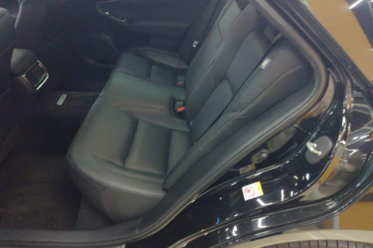 Used Toyota Crown 2018 2.0T Fashion Edition