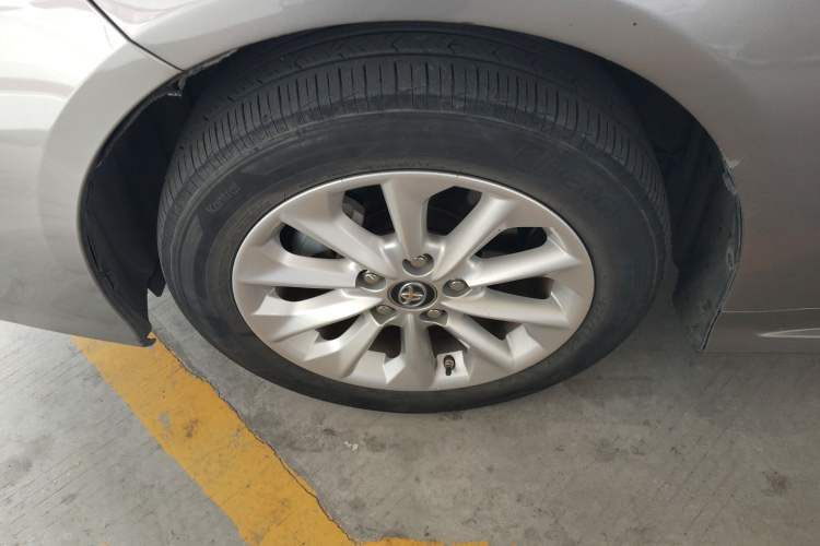 Used Toyota Corolla 2022 Dual-Motor 1.8L E-CVT Pioneer Edition
