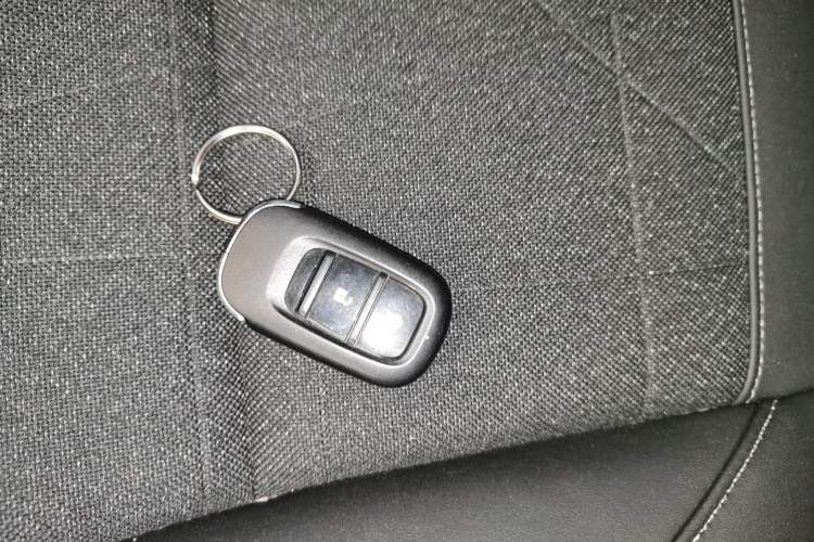 Used Honda Vezel 2023 1.5L CVT Tech Edition
