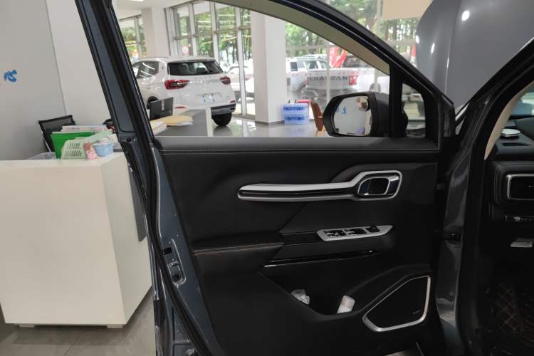 Used Geely Auto Haoyue 2020 1.8TD DCT Flagship 5-Seater
