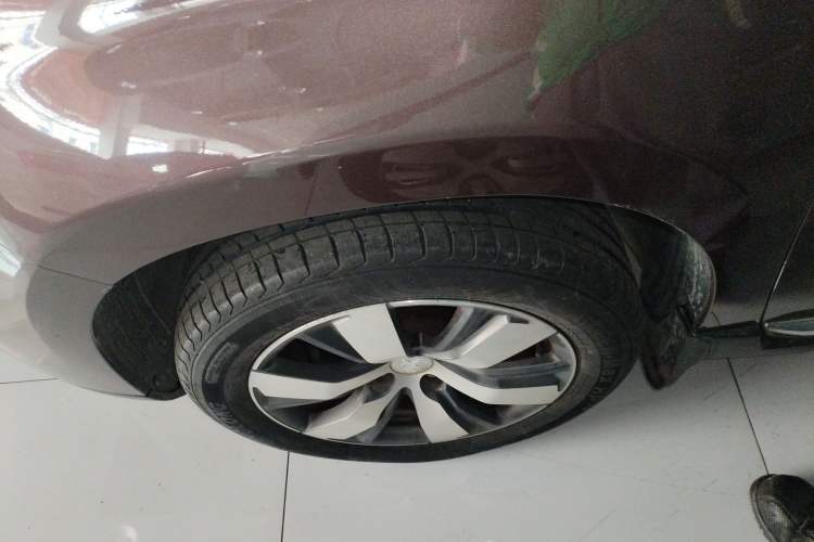 Used Peugeot 2008 2014 1.6L Automatic Navigation Edition
