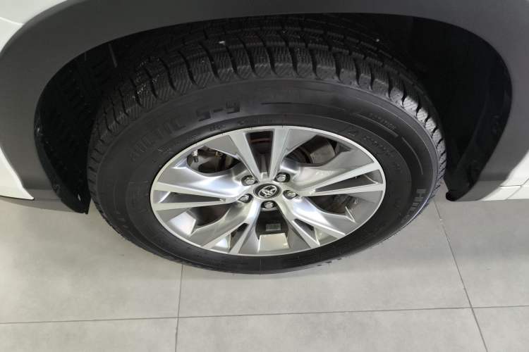 Used Toyota Highlander 2021 2.0T Two-Wheel Drive Elite Edition 5 Seats
