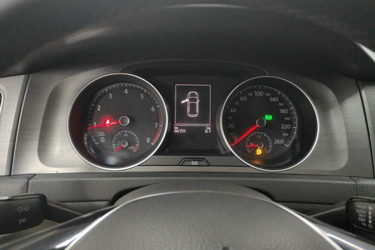 Used Volkswagen Golf 2014 1.6L Automatic Comfort Model
