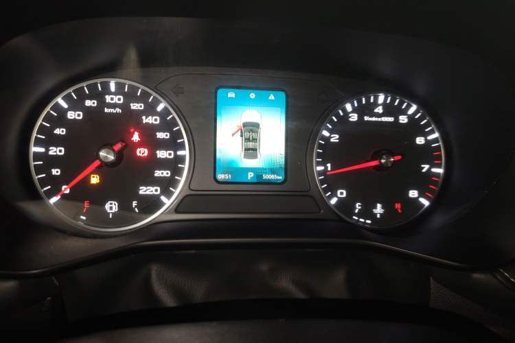 Used Roewe i5 2021 1.5L CVT Platinum Edition