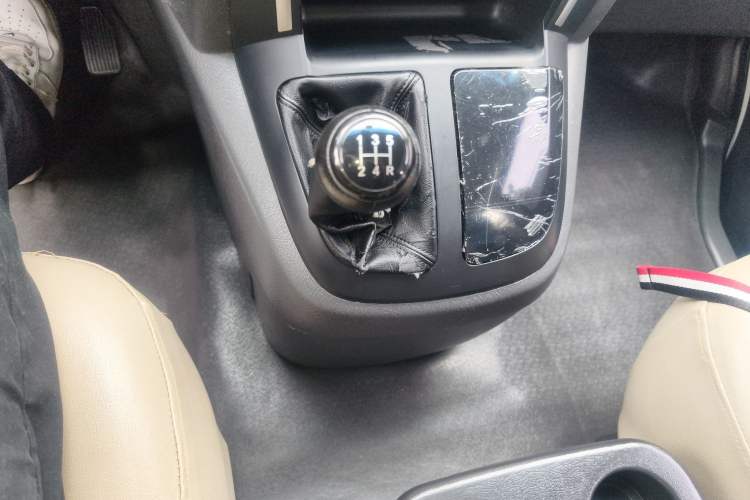 Used Jinbei Grace 2016 2.0L Express Utility Model