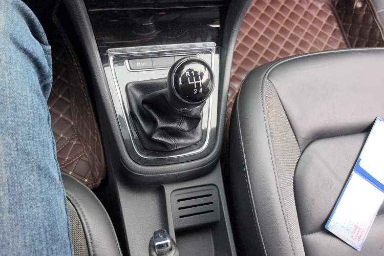 Used Volkswagen Bora 2015 Zhuihui Edition 1.6L Manual Comfort Model
