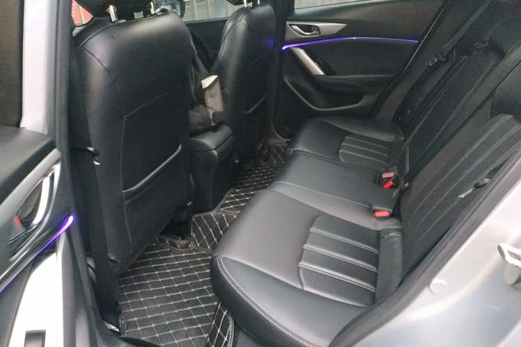 Used Mazda CX-4 2018 2.0L Automatic Two-Wheel Drive Blue Sky Dynamic Version China V Standard
