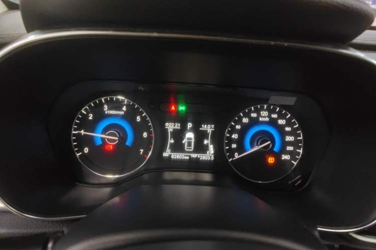 Used Dongfeng Fengon 580 2017 1.5T CVT Smart Style Model
