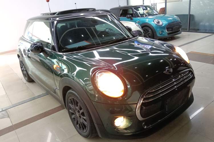 Used  MINI 2016 1.5T COOPER
